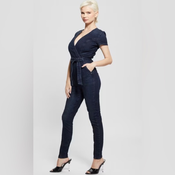 GUESS Leslie Dark Wash Denim Cotton Jumpsuit size Medium, length 29 inches NWT - Picture 14 of 16